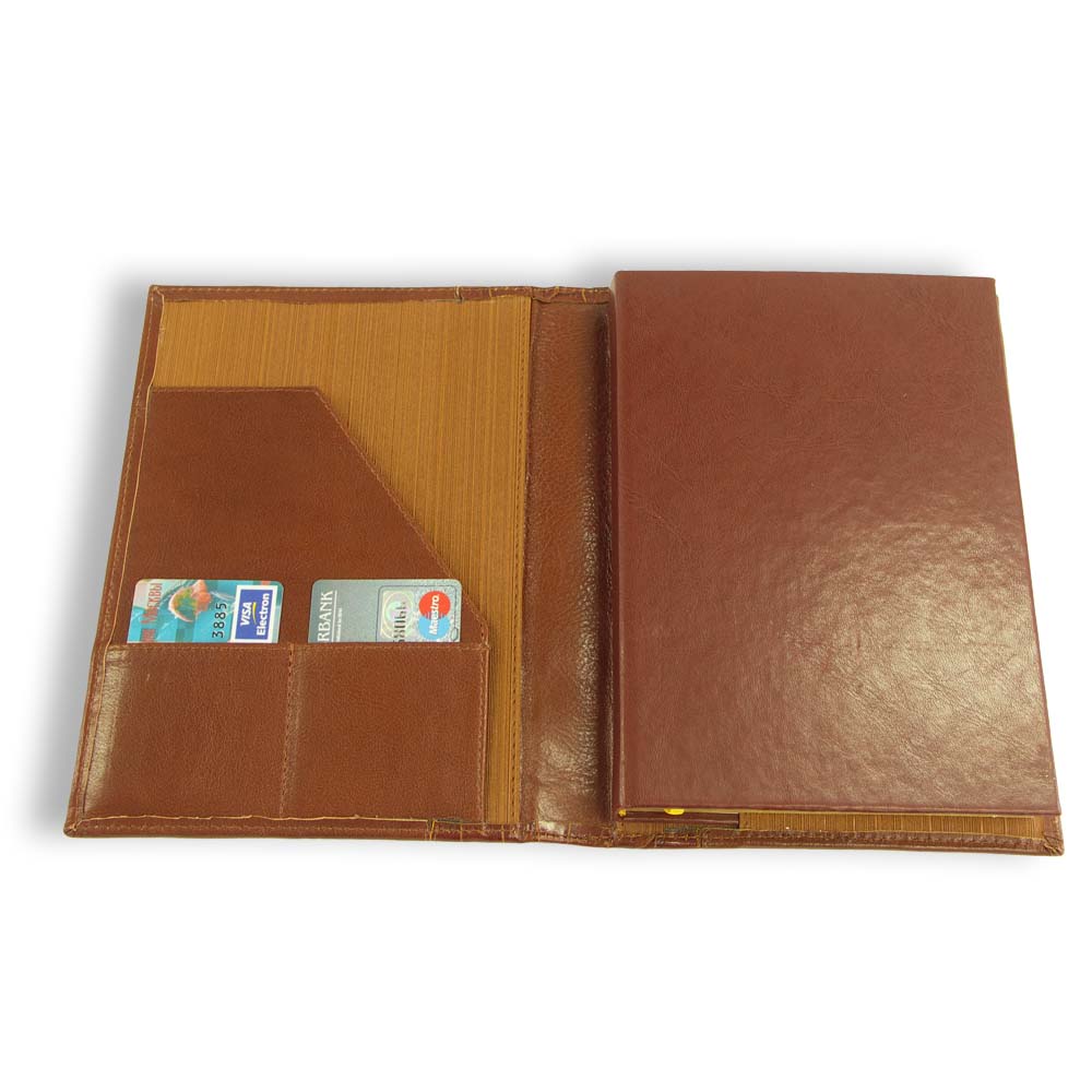 d832da8cf2e606fab8d39409cad0e574.jpg